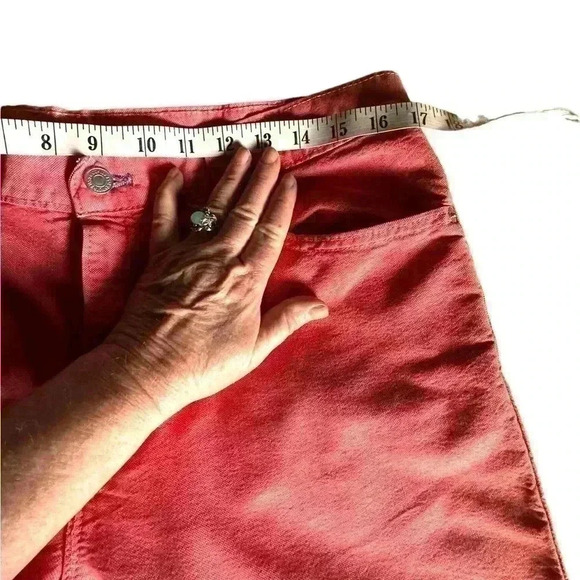 Levi’s size 14 red denim wide leg cropped jeans. EUC. Blue zipper& stitching . - Picture 11 of 16